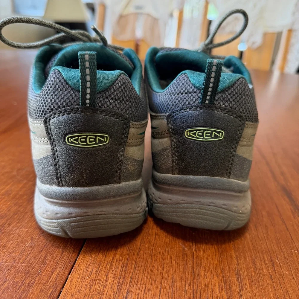KEEN Terradora Waterproof Hiking Shoes 1017756 Womens 11 Gorpcore Adventure